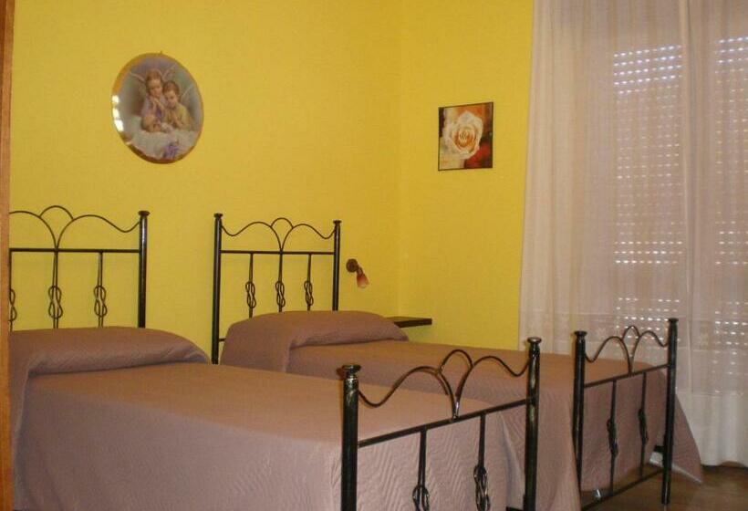 بنسيون Antico Borgo