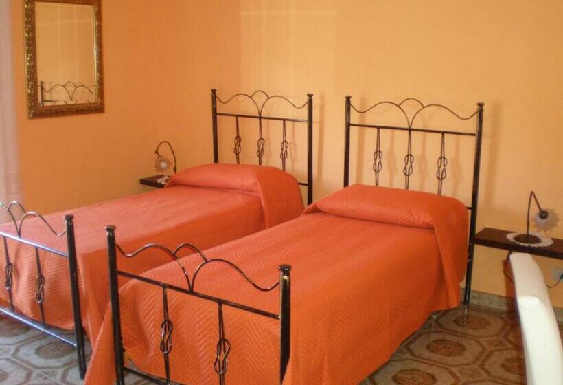 بنسيون Antico Borgo