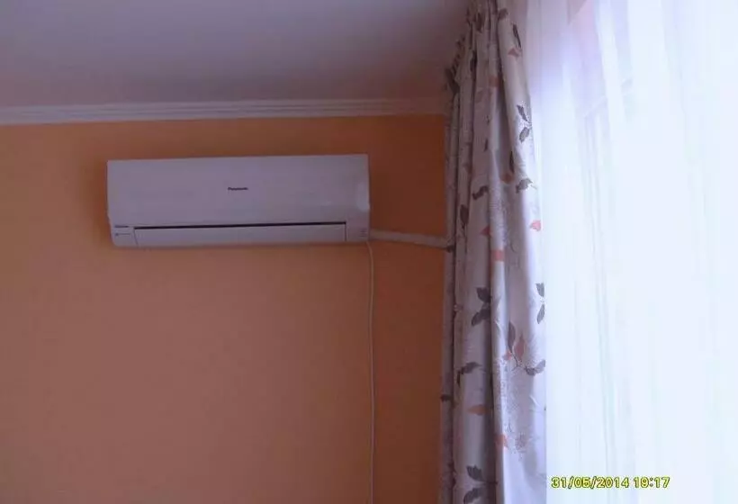 ペンション Guest Rooms Mihaylovi