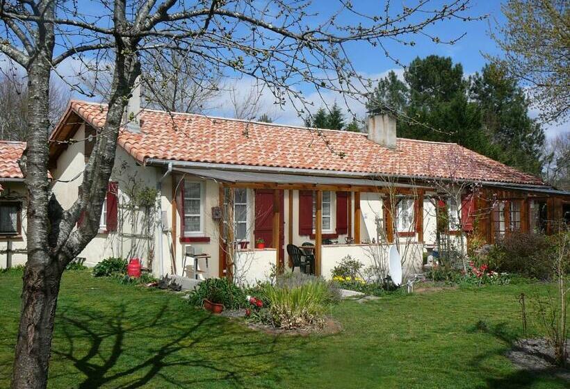 펜션 Guesthouse La Burle