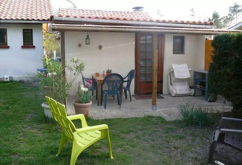 Majatalo Guesthouse La Burle