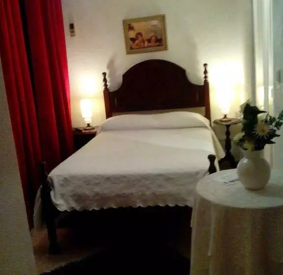 Majatalo Residência Matos Pereira