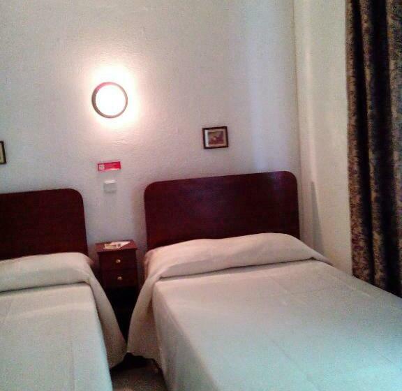 پانسیون Residência Matos Pereira