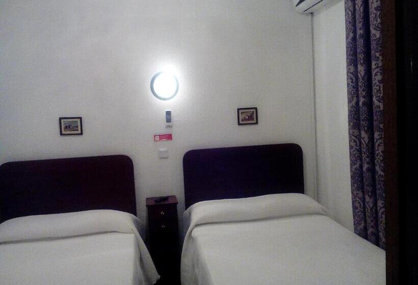 پانسیون Residência Matos Pereira