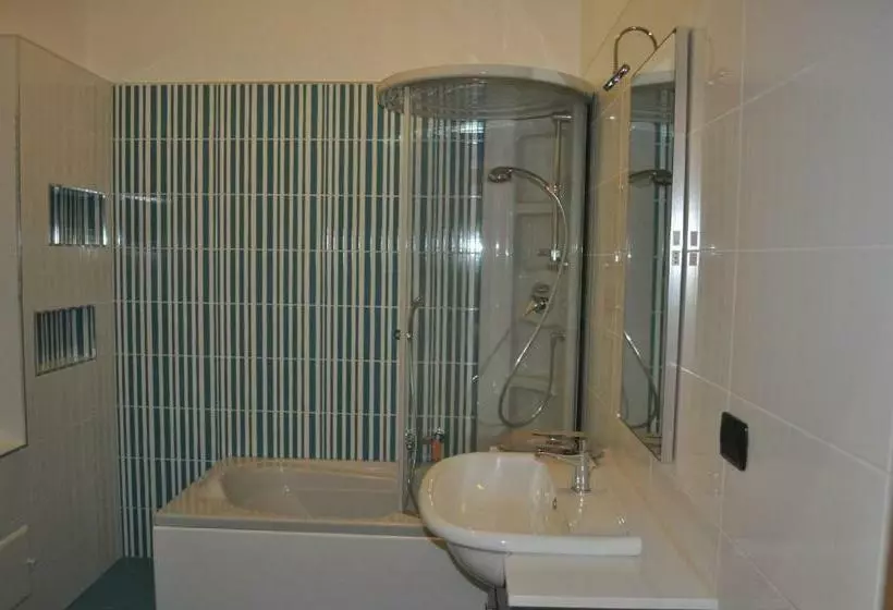 ベッドアンドブレックファースト Antica Magnolia