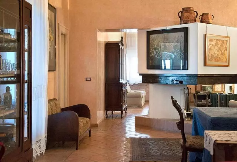 Aamiaismajoitus (B&B) Il Barone Del Mare