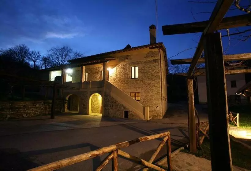 Hotelli Borgo Di Cortolla