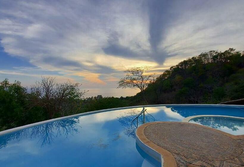 בית מלון כפרי Oceanomar