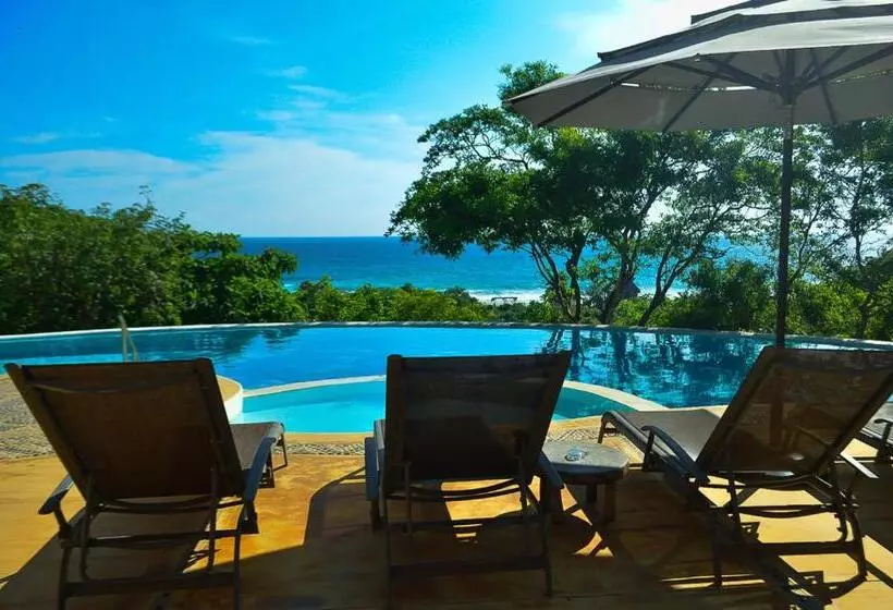 Hotelli Oceanomar
