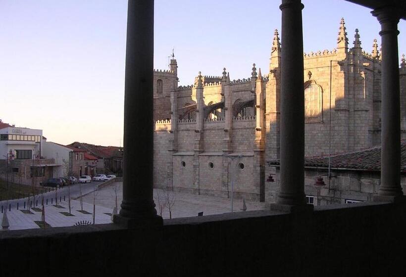 هتل Solar De Alarcao