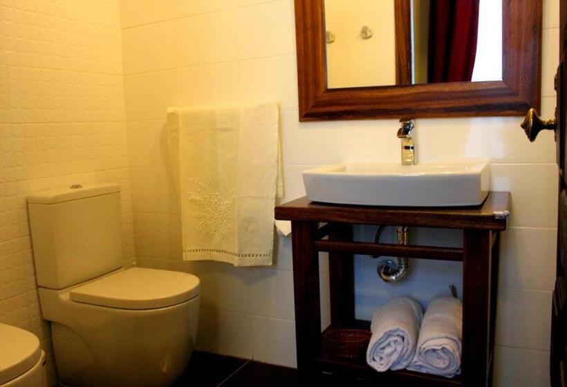 هتل Solar De Alarcao