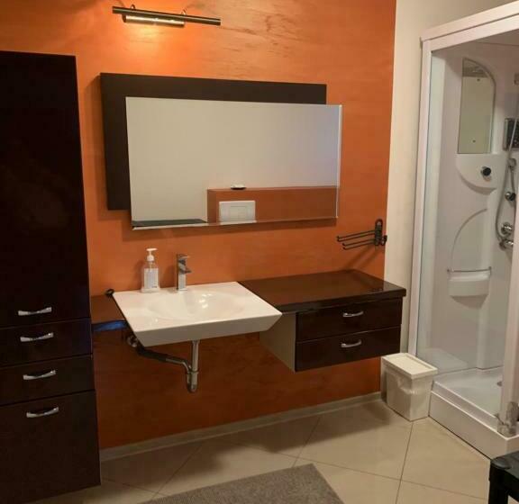 Пансион Dorf Haus Valiug