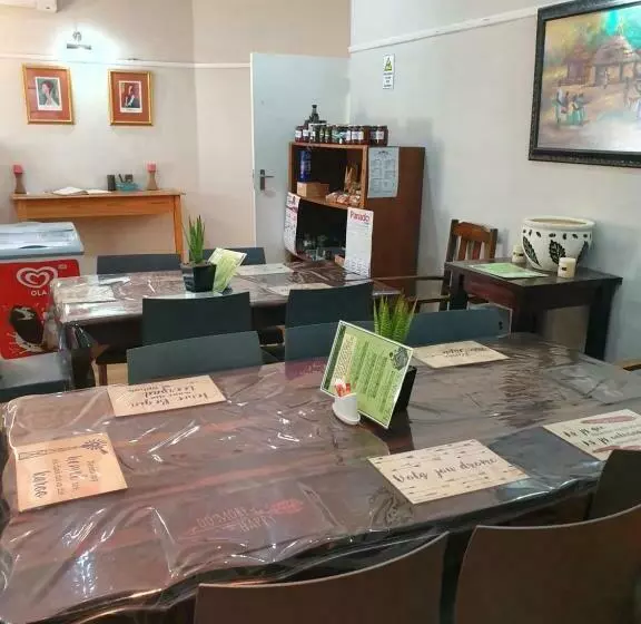 Majatalo Garden Corner Guesthouse