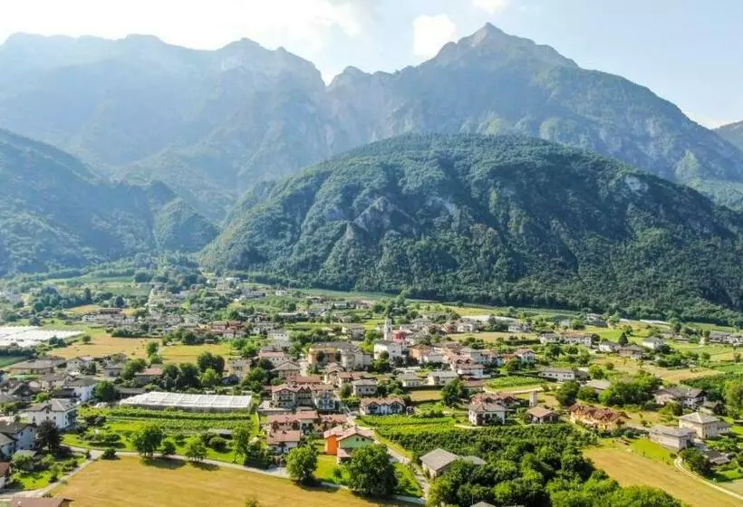 تختخواب و صبحانه Agritur Airone Bed & Camping
