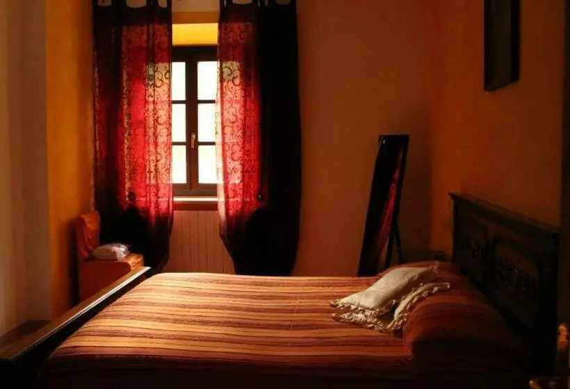 Aamiaismajoitus (B&B) Casa Radiosa