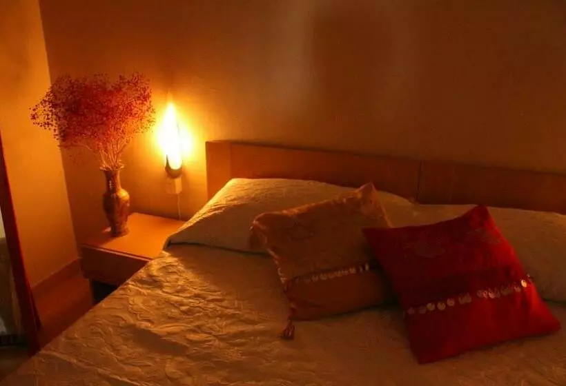 Aamiaismajoitus (B&B) Casa Radiosa