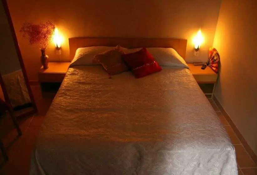 Aamiaismajoitus (B&B) Casa Radiosa