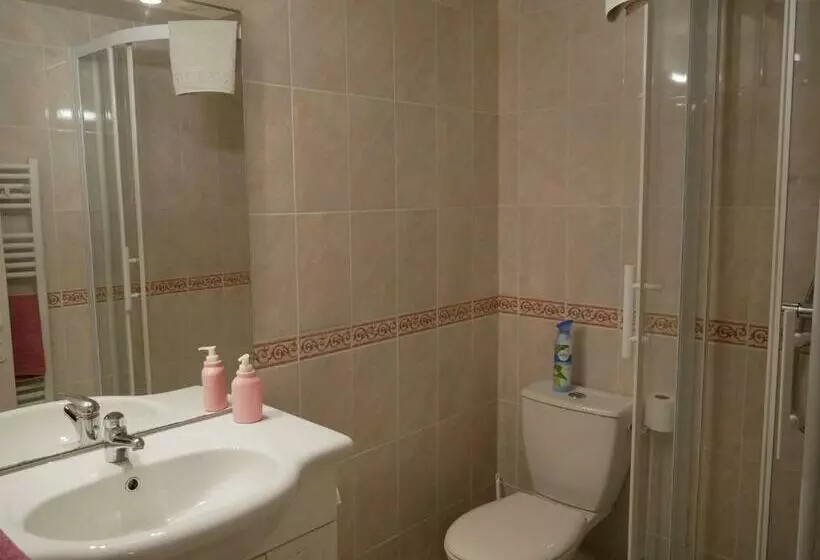 Aamiaismajoitus (B&B) Chambres D Hôtes Kerioret Izella