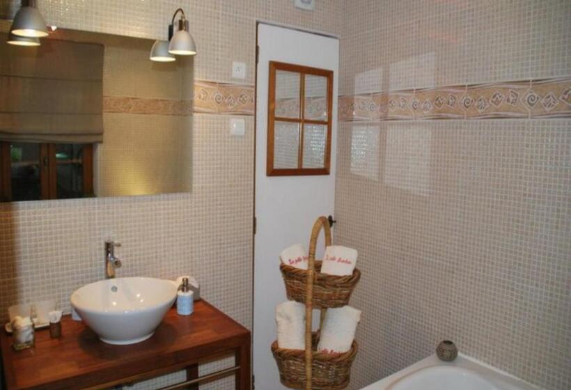 Bed and Breakfast Chambres D Hôtes La Petite Flambée