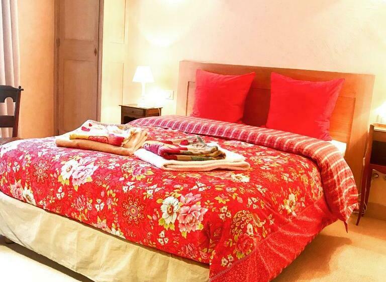 مبيت وإفطار Logis Saint Flaceau