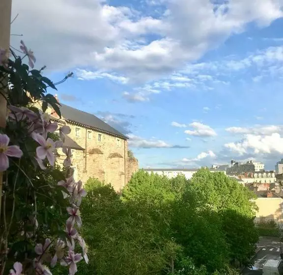 ベッドアンドブレックファースト Logis Saint Flaceau