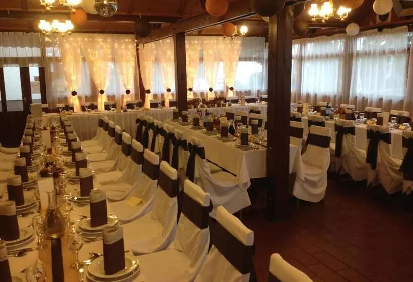 Aamiaismajoitus (B&B) Vándor Vigadó