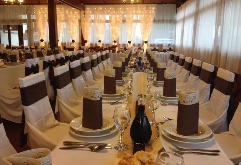 Aamiaismajoitus (B&B) Vándor Vigadó