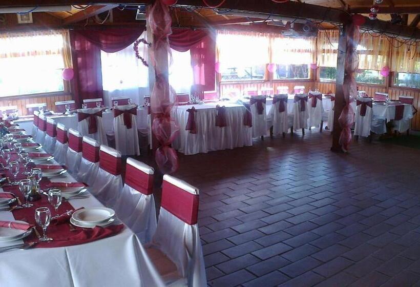 مبيت وإفطار Vándor Vigadó