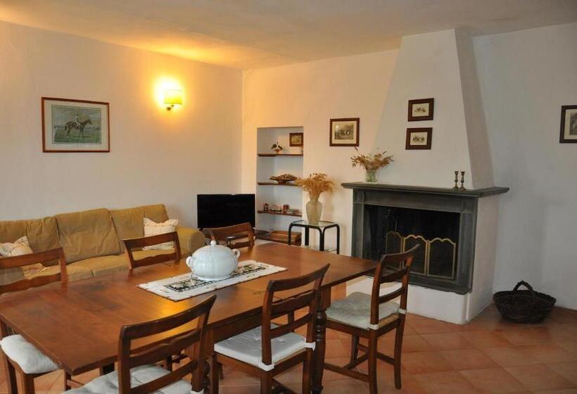 Отель Campocane Oaks