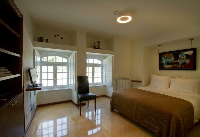 Отель Quinta De Lograssol