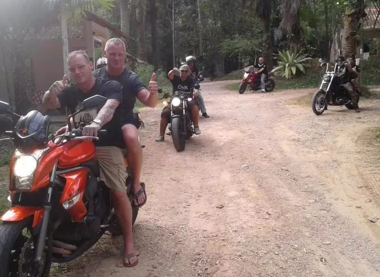 Retkeilymaja Suan Bang Bon Guest House