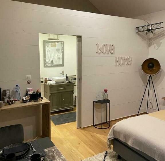 B&b Maison Pierreuse