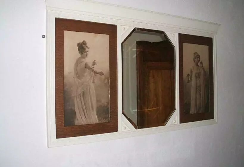 Aamiaismajoitus (B&B) Chambres D Hôtes Sous L Olivier