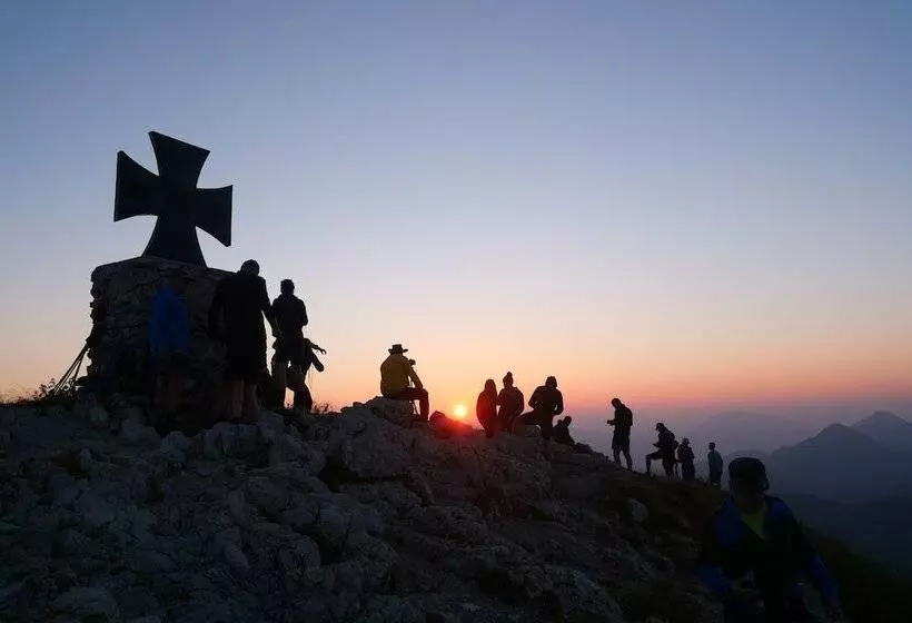 ベッドアンドブレックファースト Juenmi