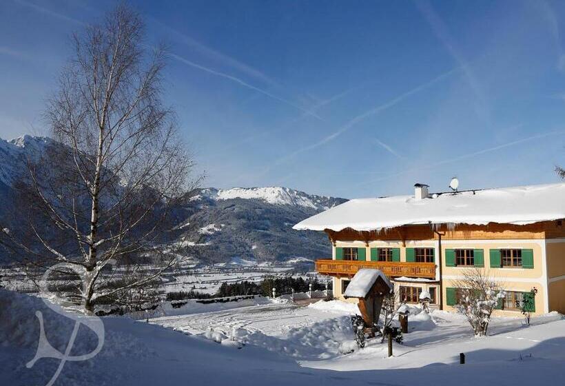 בית מלון כפרי Stallerhof