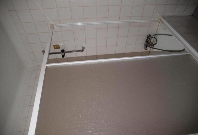 ペンション Estrela