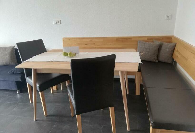 بنسيون Haus Matt