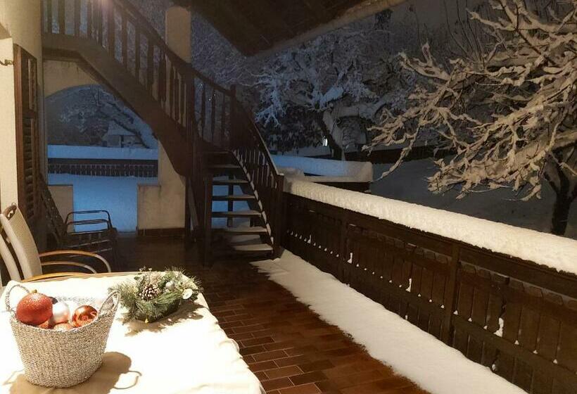 פנסיון Apartments & Rooms Florjana