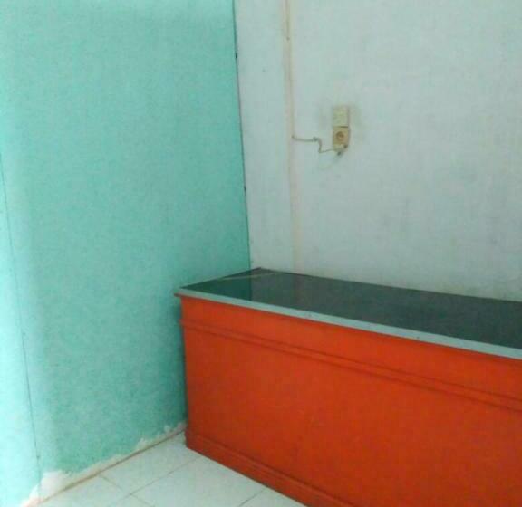 פנסיון Crystall Guesthouse