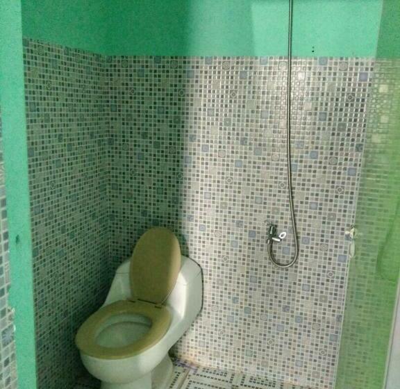 פנסיון Crystall Guesthouse