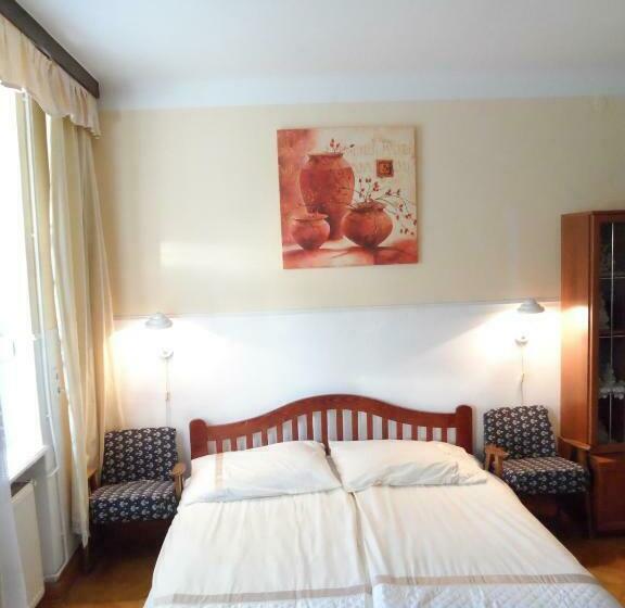 بنسيون Garden Szivárvány Utca 39 Vendégház