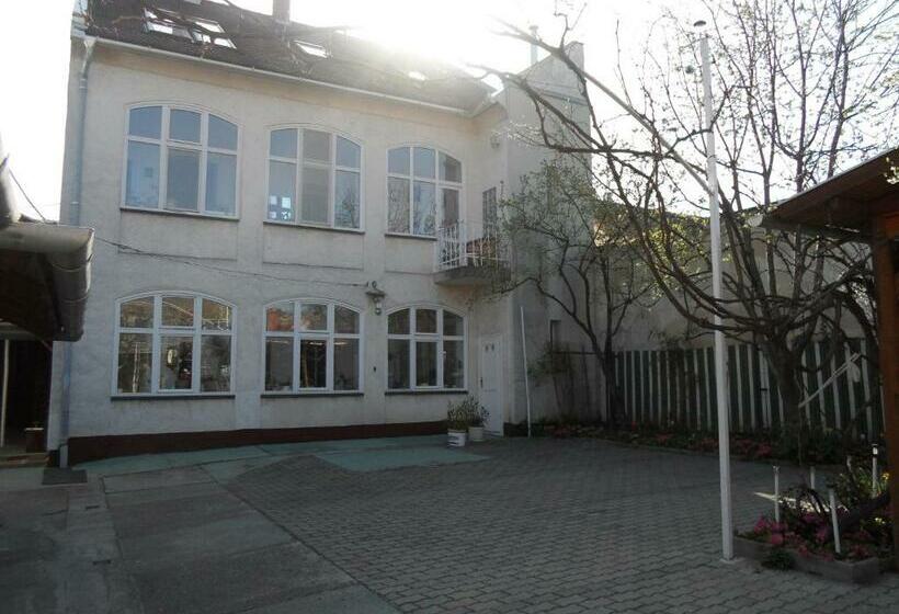 بنسيون Garden Szivárvány Utca 39 Vendégház