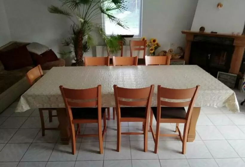 ペンション Guest House Bojana