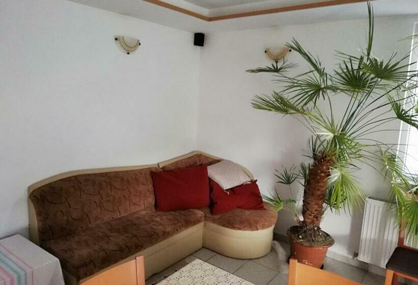 Пансион Guest House Bojana