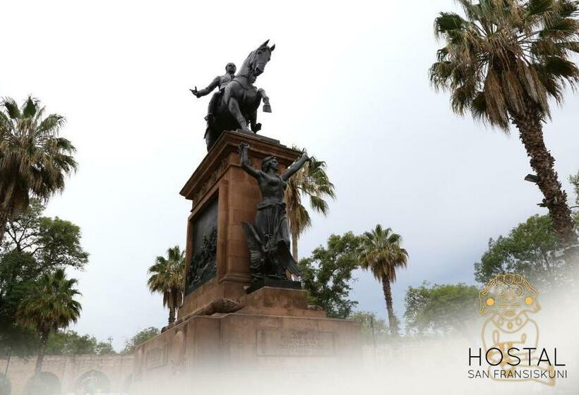 Пансион Hostal San Fransiskuni