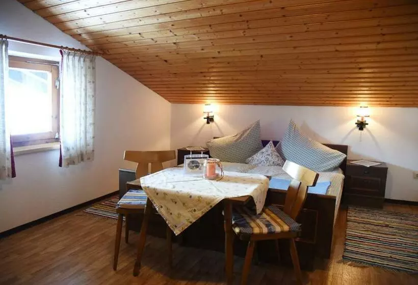 ペンション Payrhof