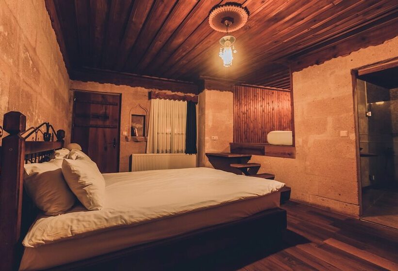 هاستل La Maison De şişik