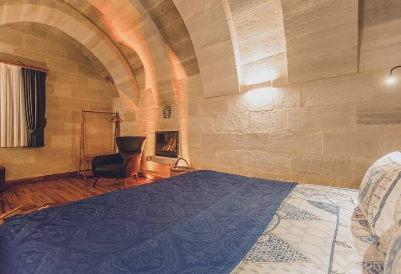 هاستل La Maison De şişik