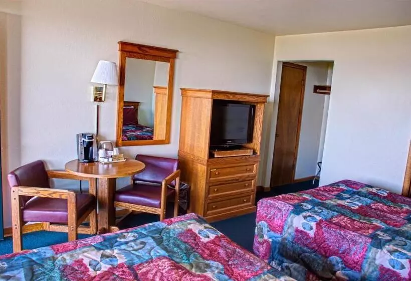 Crescent Beach Motel