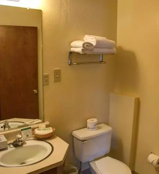 Crescent Beach Motel